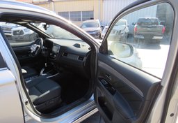 2022 Mitsubishi Outlander PHEV - Thumbnail 21