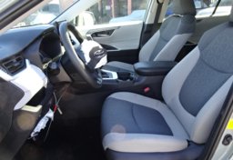 2019 Toyota RAV4 - Thumbnail 24