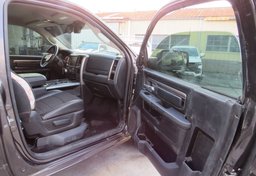 2016 Ram 1500 - Thumbnail 27