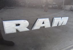 2016 Ram 1500 - Thumbnail 18
