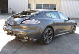 2015 Porsche Panamera - Thumbnail 8