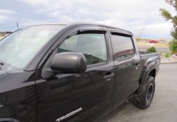 2011 Toyota Tacoma - Thumbnail 14