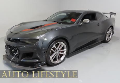 Picture of 2017 Chevrolet Camaro
