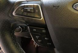 2016 Ford Focus - Thumbnail 32