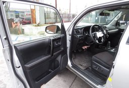 2014 Toyota 4Runner - Thumbnail 19