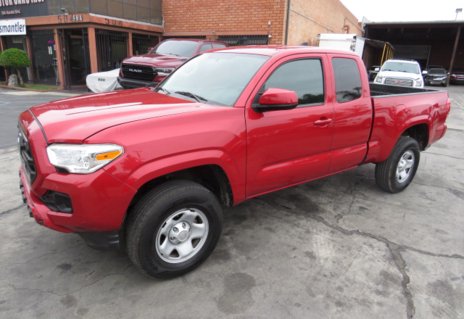 Picture of 2017 Toyota Tacoma