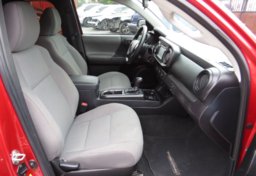 2017 Toyota Tacoma - Thumbnail 23