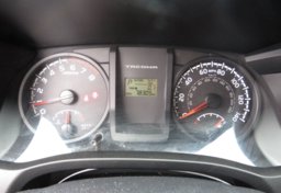 2017 Toyota Tacoma - Thumbnail 28