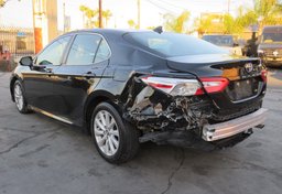 2020 Toyota Camry - Thumbnail 10