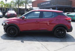 2020 Nissan Kicks - Thumbnail 11