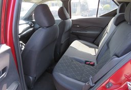 2020 Nissan Kicks - Thumbnail 30