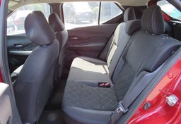 2020 Nissan Kicks - Thumbnail 28