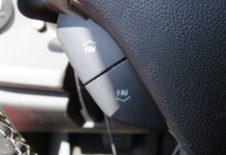 2018 Chevrolet Camaro - Thumbnail 33