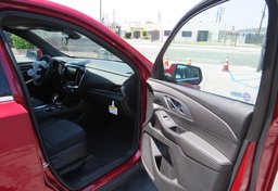 2023 Chevrolet Traverse - Thumbnail 21