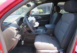 2023 Chevrolet Traverse - Thumbnail 24