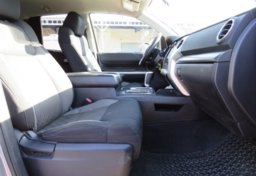 2014 Toyota Tundra 4WD Truck - Thumbnail 25