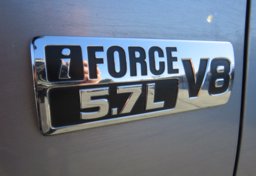 2014 Toyota Tundra 4WD Truck - Thumbnail 19