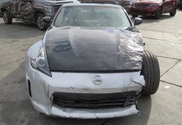 2020 Nissan 370Z Coupe - Thumbnail 11