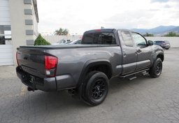 2019 Toyota Tacoma - Thumbnail 7
