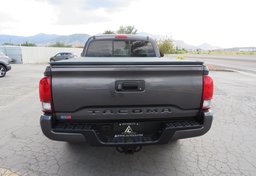 2019 Toyota Tacoma - Thumbnail 12