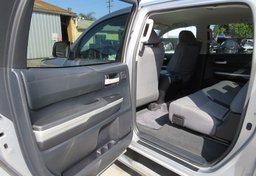 2014 Toyota Tundra - Thumbnail 24