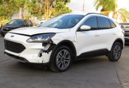 2020 Ford Escape - Thumbnail 3