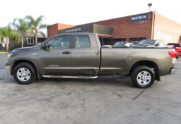 2012 Toyota Tundra Truck - Thumbnail 6