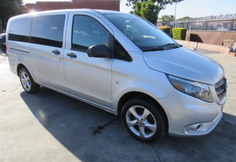 Picture of 2016 Mercedes-Benz Metris Passenger Van