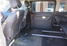 2016 Mercedes-Benz Metris Passenger Van - Thumbnail 25