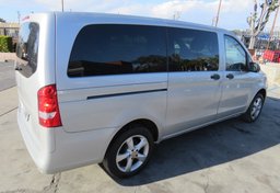 2016 Mercedes-Benz Metris Passenger Van - Thumbnail 8