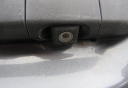 2015 Toyota Tacoma - Thumbnail 19