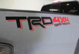 2020 Toyota Tacoma - Thumbnail 13