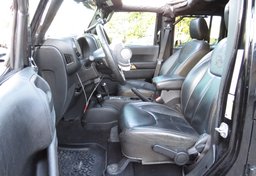 2014 Jeep Wrangler Unlimited - Thumbnail 20