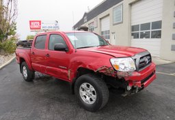 2011 Toyota Tacoma - Thumbnail 2