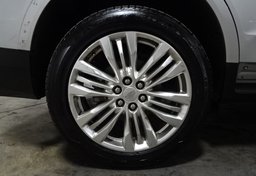 2019 Cadillac XT5 - Thumbnail 18