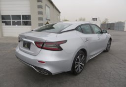 2020 Nissan Maxima - Thumbnail 9