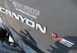 2019 GMC Canyon - Thumbnail 16