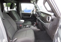 2018 Jeep Wrangler Unlimited - Thumbnail 26