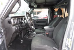 2018 Jeep Wrangler Unlimited - Thumbnail 27