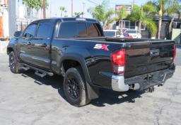 2023 Toyota Tacoma - Thumbnail 9