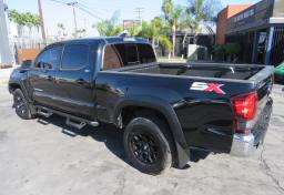 2023 Toyota Tacoma - Thumbnail 7