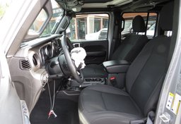 2019 Jeep Wrangler Unlimited - Thumbnail 13