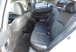 2017 Subaru Legacy - Thumbnail 32