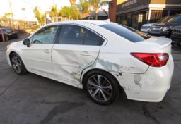 2017 Subaru Legacy - Thumbnail 10