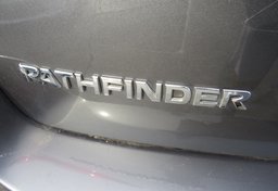 2020 Nissan Pathfinder - Thumbnail 17