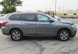 2020 Nissan Pathfinder - Thumbnail 10