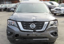 2020 Nissan Pathfinder - Thumbnail 11