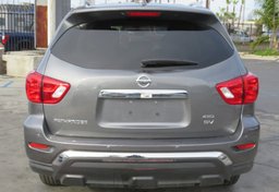 2020 Nissan Pathfinder - Thumbnail 13