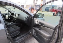 2020 Nissan Pathfinder - Thumbnail 22