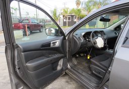 2020 Nissan Pathfinder - Thumbnail 21